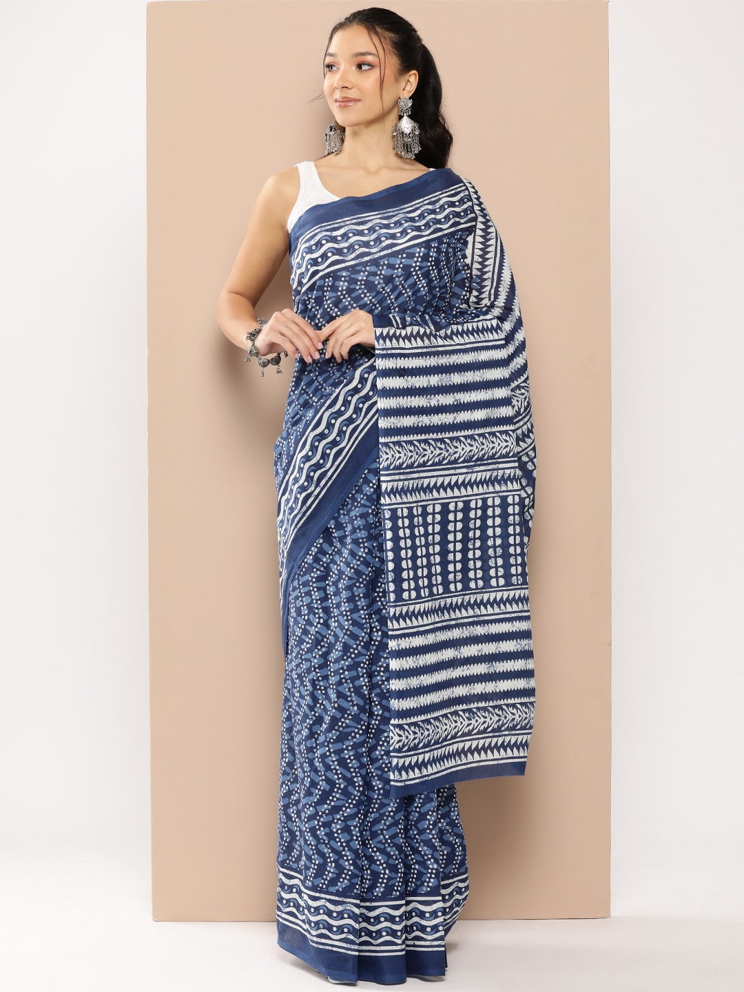 Blue Chevron Mulmul Cotton Sarees With Unstitched Blouse