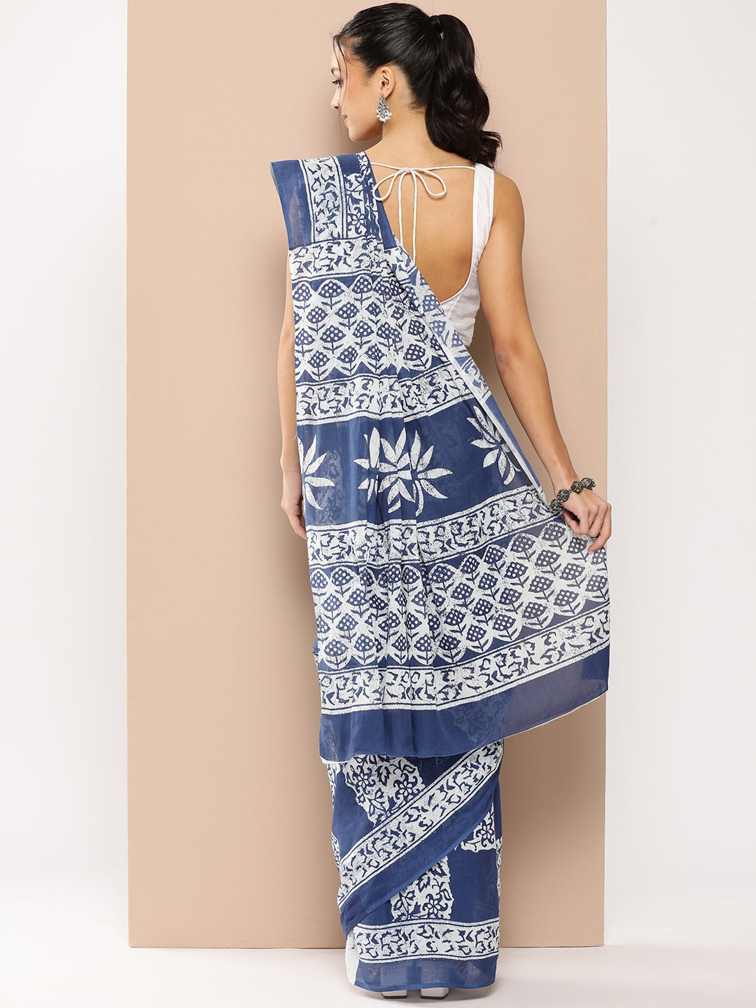 Blue Ethnic motifs Mulmul Cotton Sarees With Unstitched Blouse-Yufta Store-1965SARBL