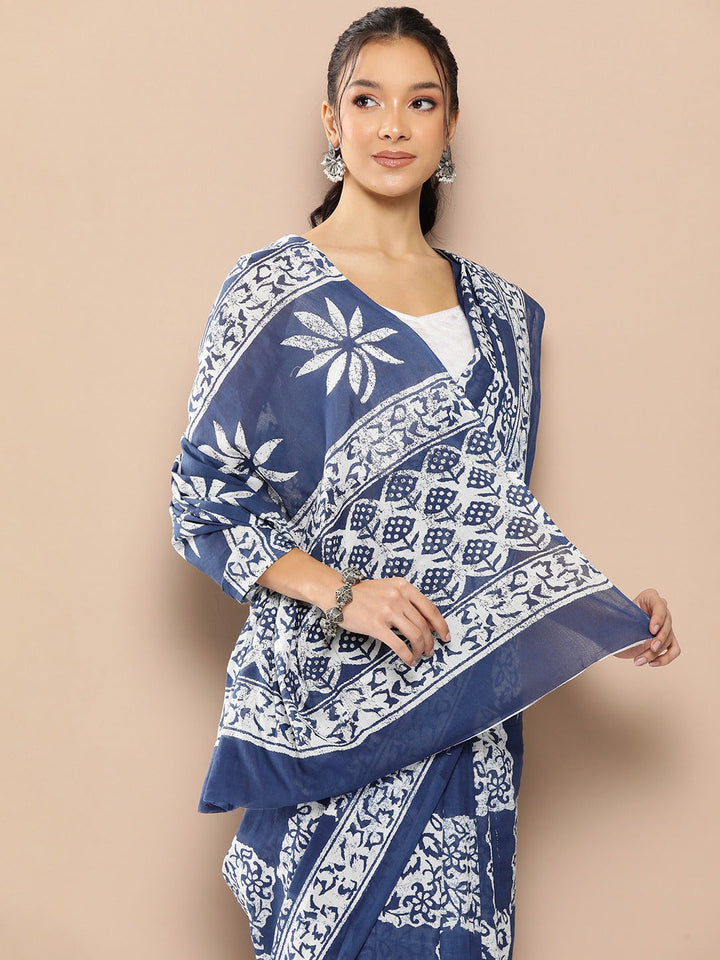 Blue Ethnic motifs Mulmul Cotton Sarees With Unstitched Blouse