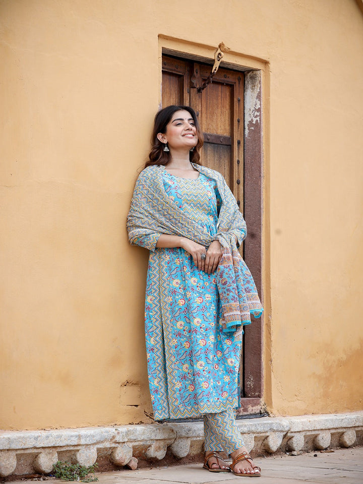 Blue Floral Printed Beads & Stones Pure Cotton Kurta with Trousers & With Dupatta Set-Yufta Store-1422SKDBLS