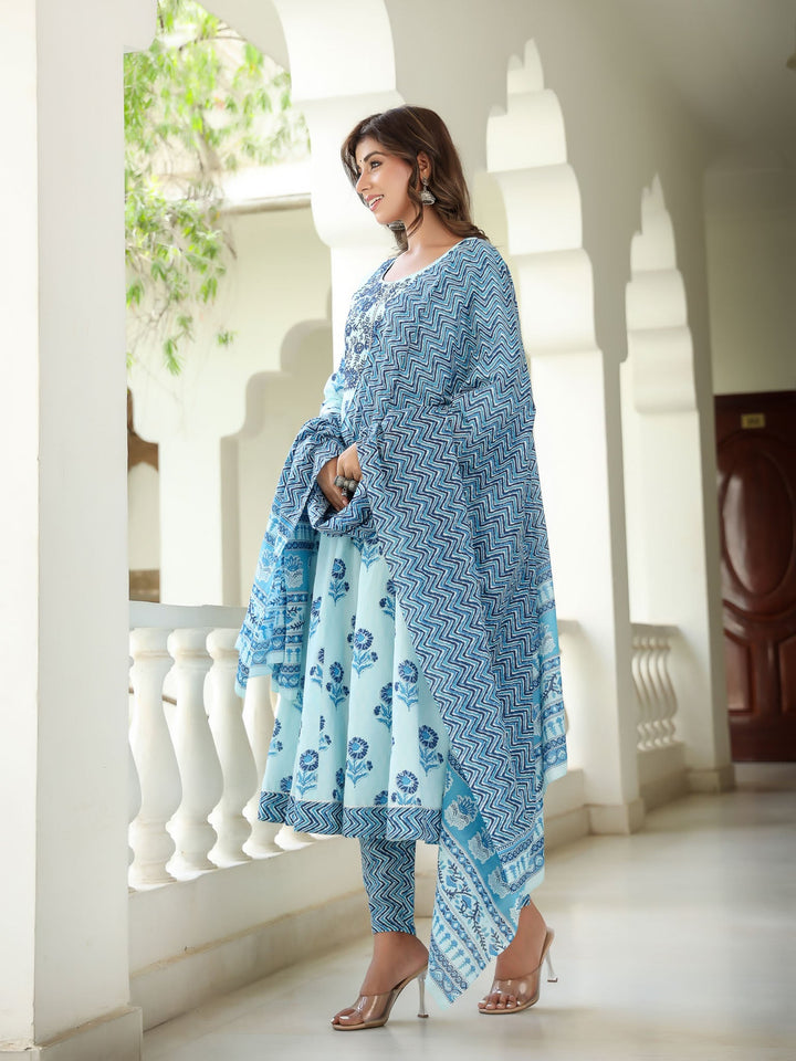 Blue Floral Printed Regular Sequined Pure Cotton Kurta with Trousers & With Dupatta
