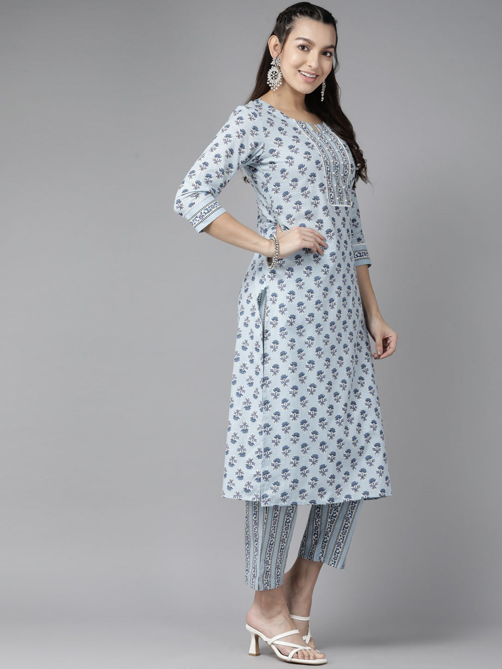 Blue Floral Printed Straight Kurta Trouser Set With Dupatta-Yufta Store-1192SKDSBS