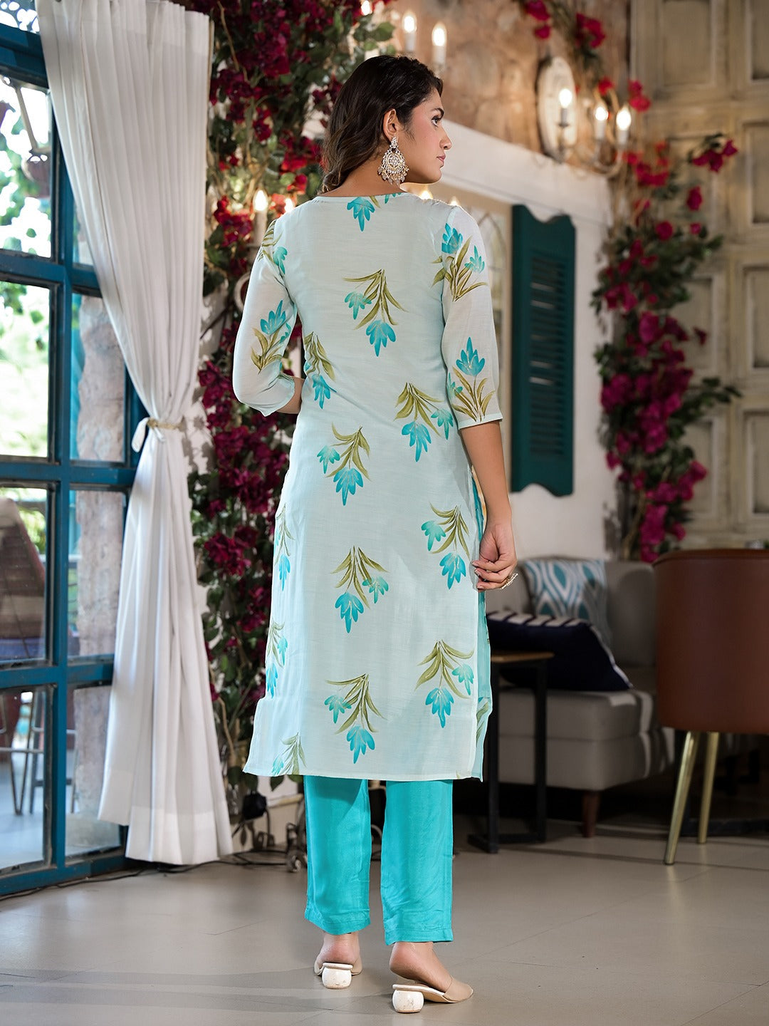 Blue Silk Blend Floral Cutdana_Work Kurta Trouser With Dupatta Set