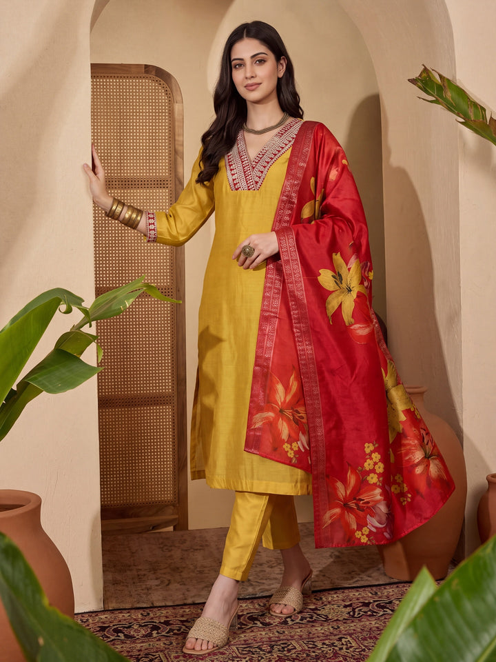 Yellow Chanderi A-Line Dori-Embroidery Kurta Set With Pant And Dupatta