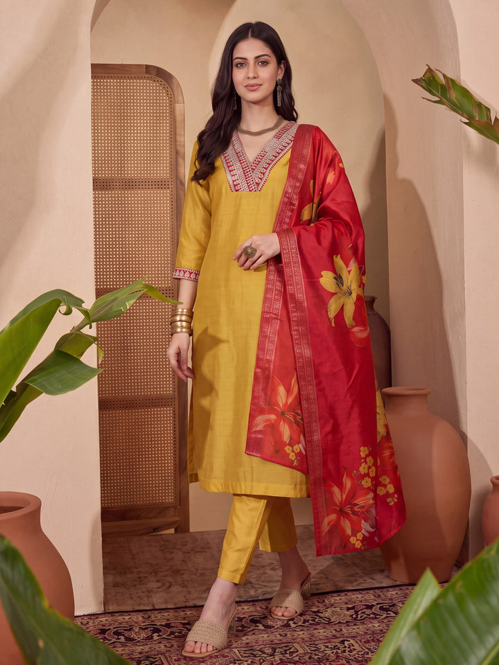 Yellow Chanderi A-Line Dori-Embroidery Kurta Set With Pant And Dupatta