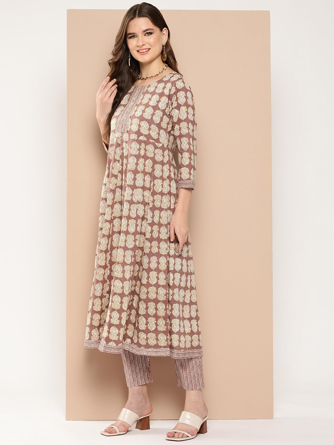 Ethnic Motifs Printed Regular Gotta Patti Cotton Kurta with Trousers & Dupatta-Yufta Store-1468SKDBRS