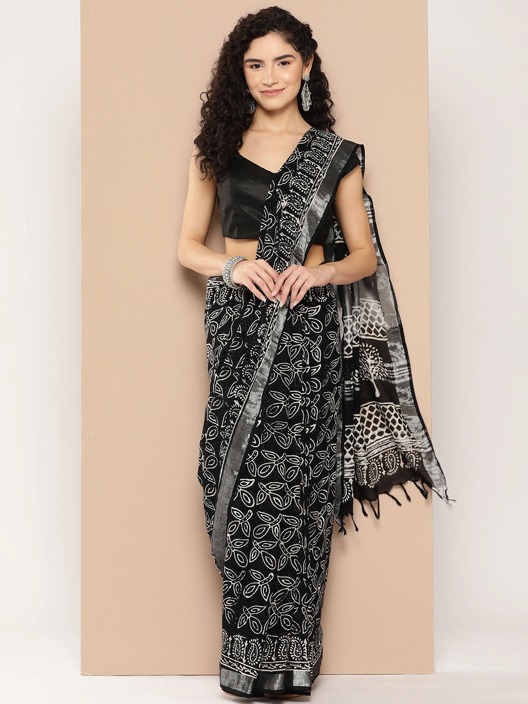 Ethnic Motifs Pure Cotton Handwoven Saree-Yufta Store-1326SARBK