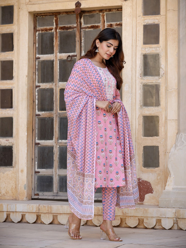 Floral Embroidered Regular Pure Cotton Kurta with Trousers & With Dupatta-Yufta Store-1448SKDPCS