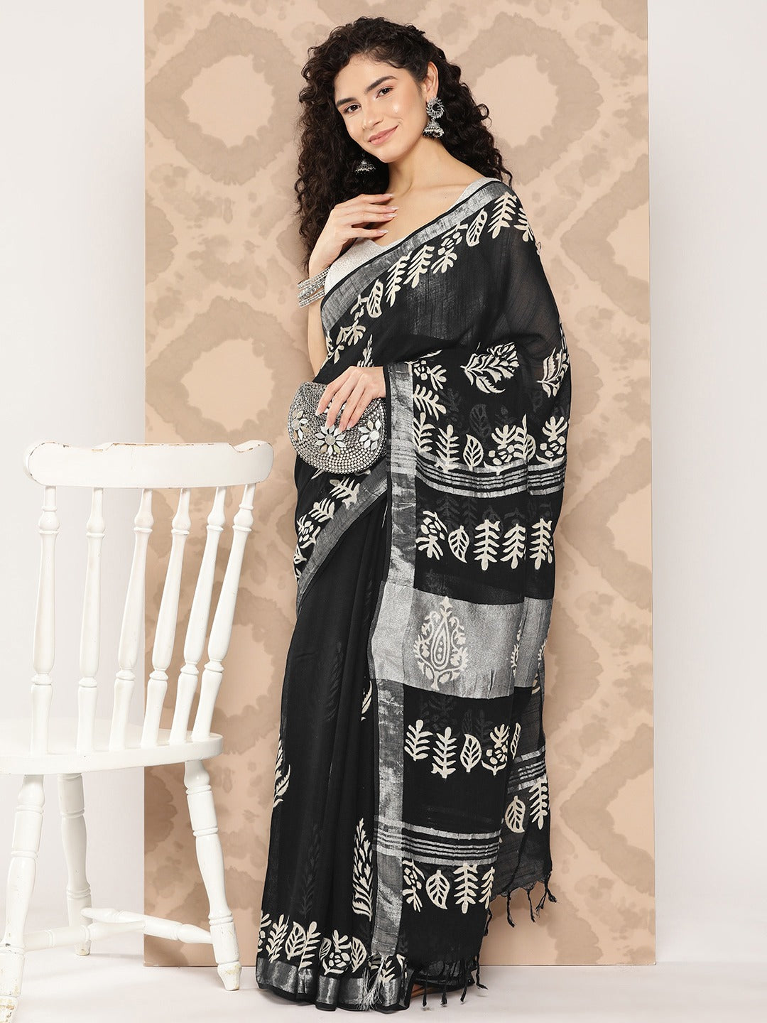 Floral Handwoven Pure Cotton Saree-Yufta Store-1319SARBK