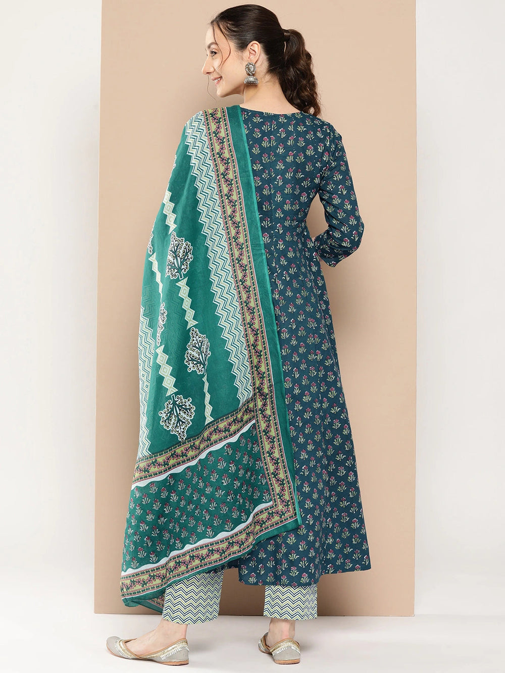 Floral Printed Sequinned Pure Cotton Kurta with Trousers & With Dupatta