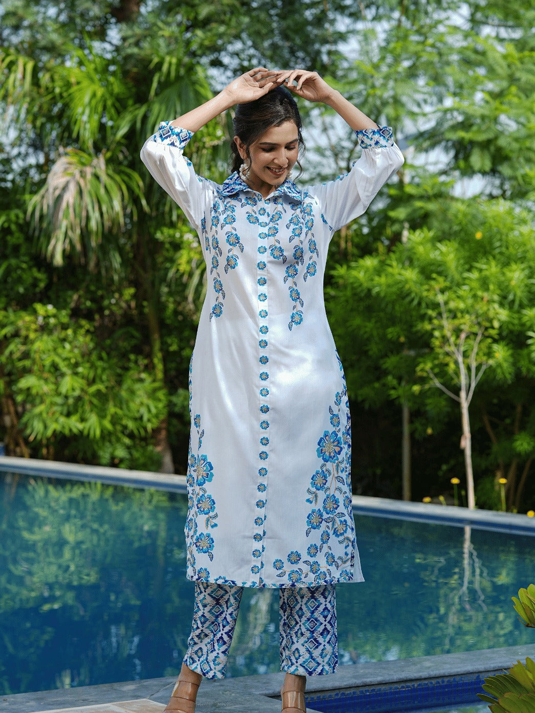 Floral Printed V-Neck Puff Sleeves Pure Cotton Kurta with Trousers-Yufta Store-1487CRDBLS