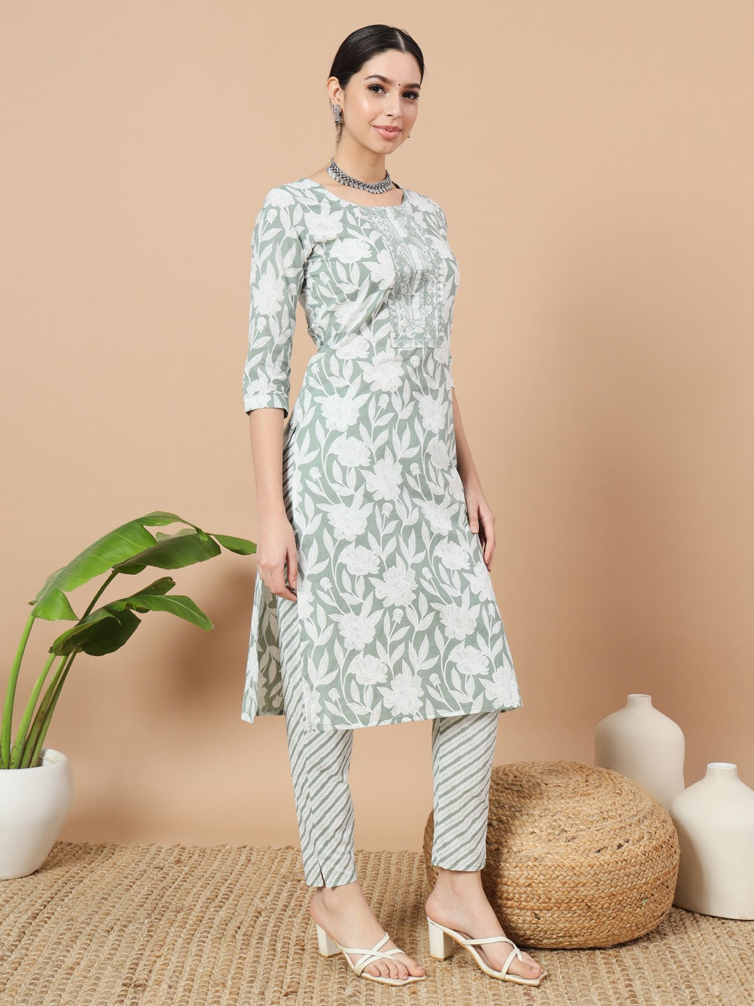 Green Cotton Floral Print Kurta Set Dupatta With Embroidery-Yufta Store-1602SKDGRS