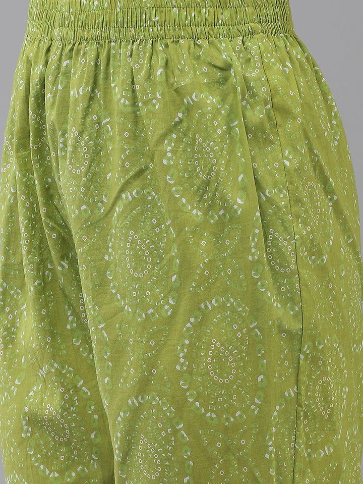 Green Ethnic Motifs Kurta Trouser Set With Dupatta Set-Yufta Store-9813SKDGRS