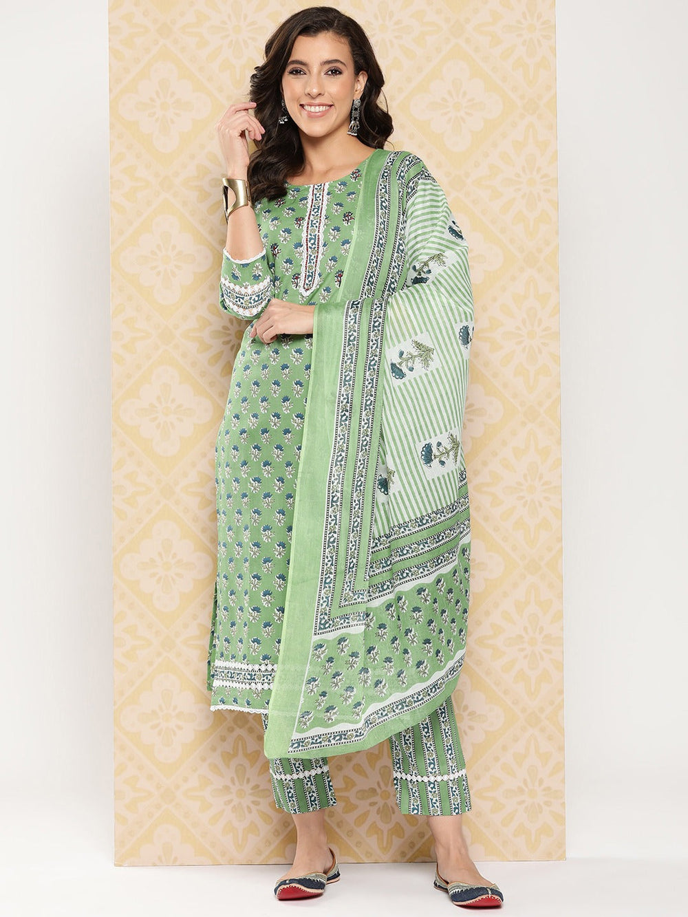 Green Floral Printed Pure Cotton Kurta With Trouser And Dupatta-Yufta Store-1378SKDGRS