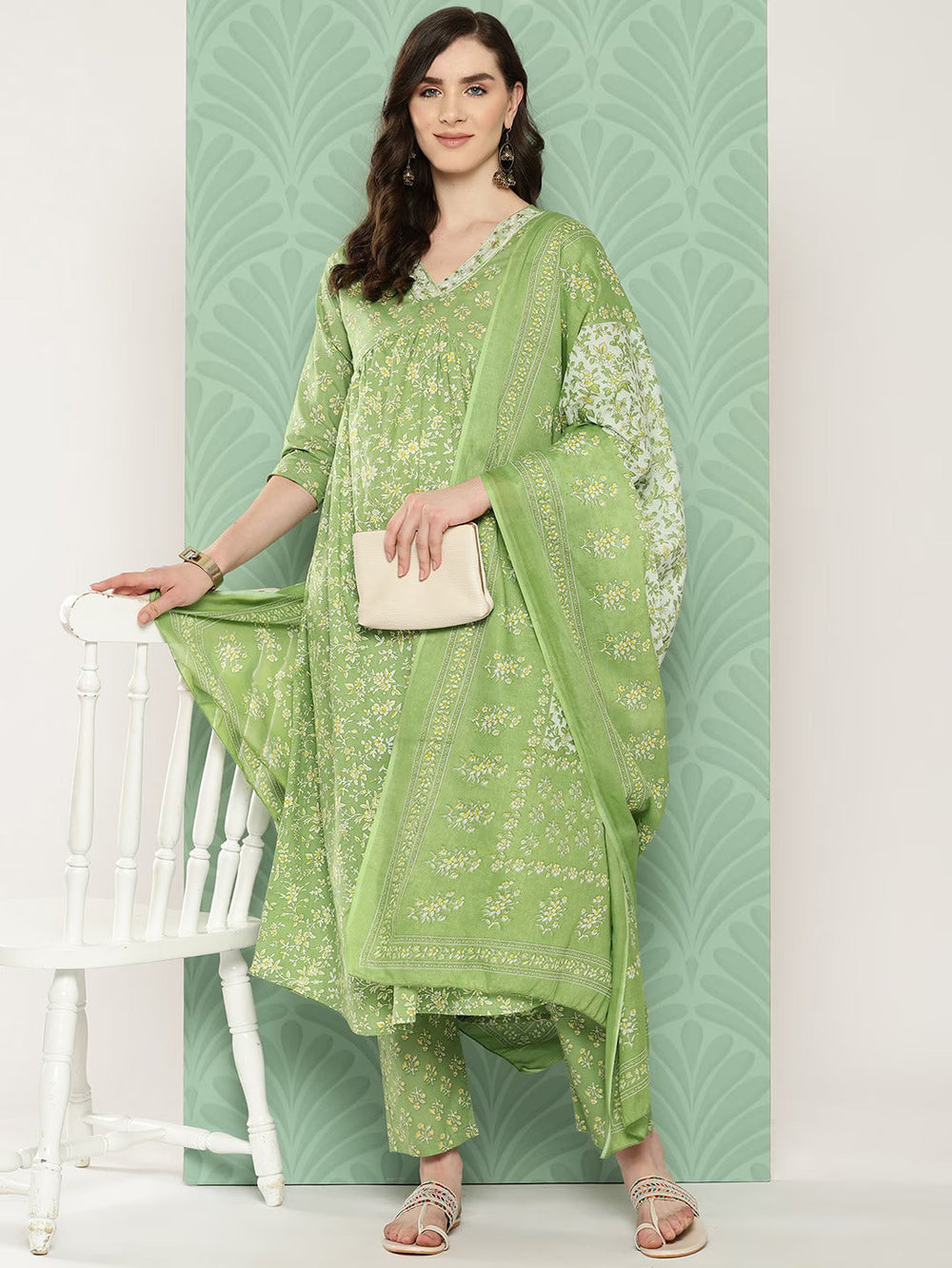 Green Floral Printed Regular Pure Cotton Kurta with Trousers & With Dupatta Set-Yufta Store-1251SKDGRS