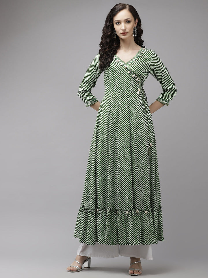 Green Leheriya Printed Dress