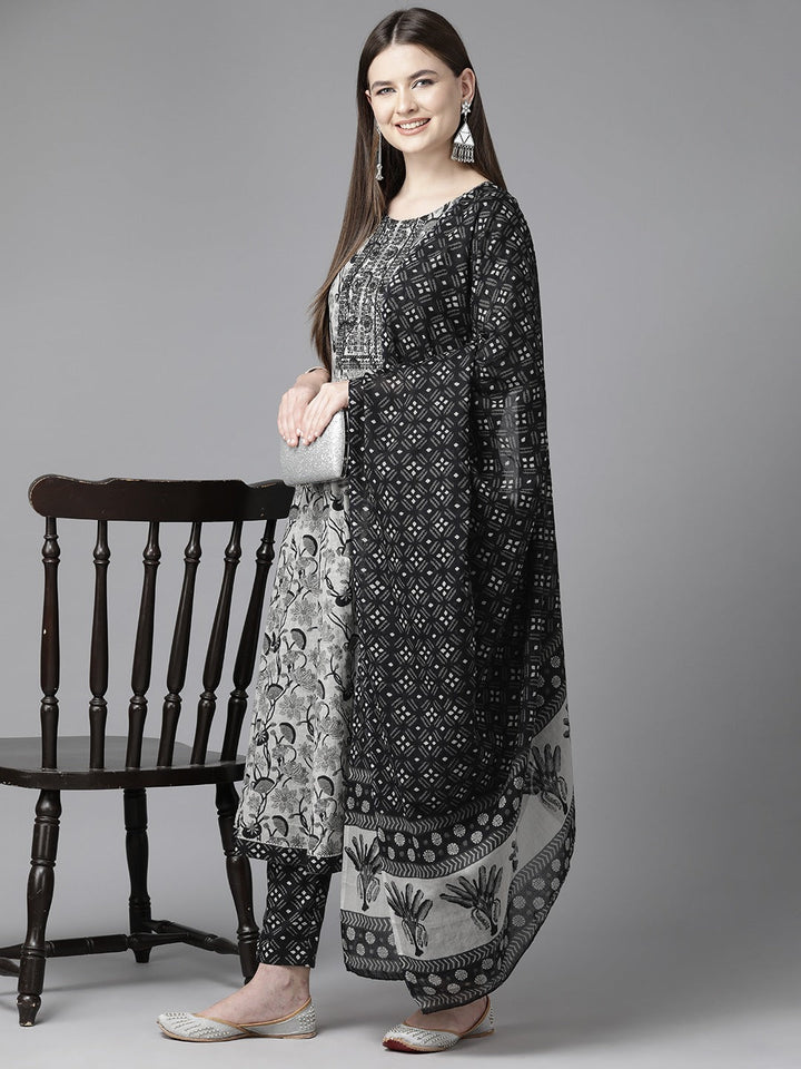 Grey Floral Printed Regular Sequined Pure Cotton Kurta with Trousers & With Dupatta-Yufta Store-1564SKDGYS