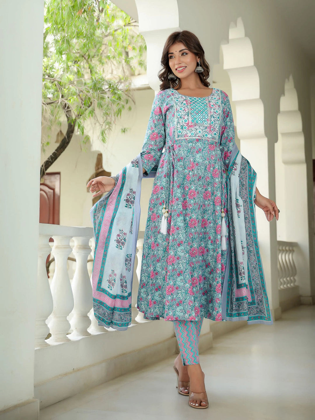Grey Floral Printed Regular Thread Work Pure Cotton Kurta with Trousers & With Dupatta