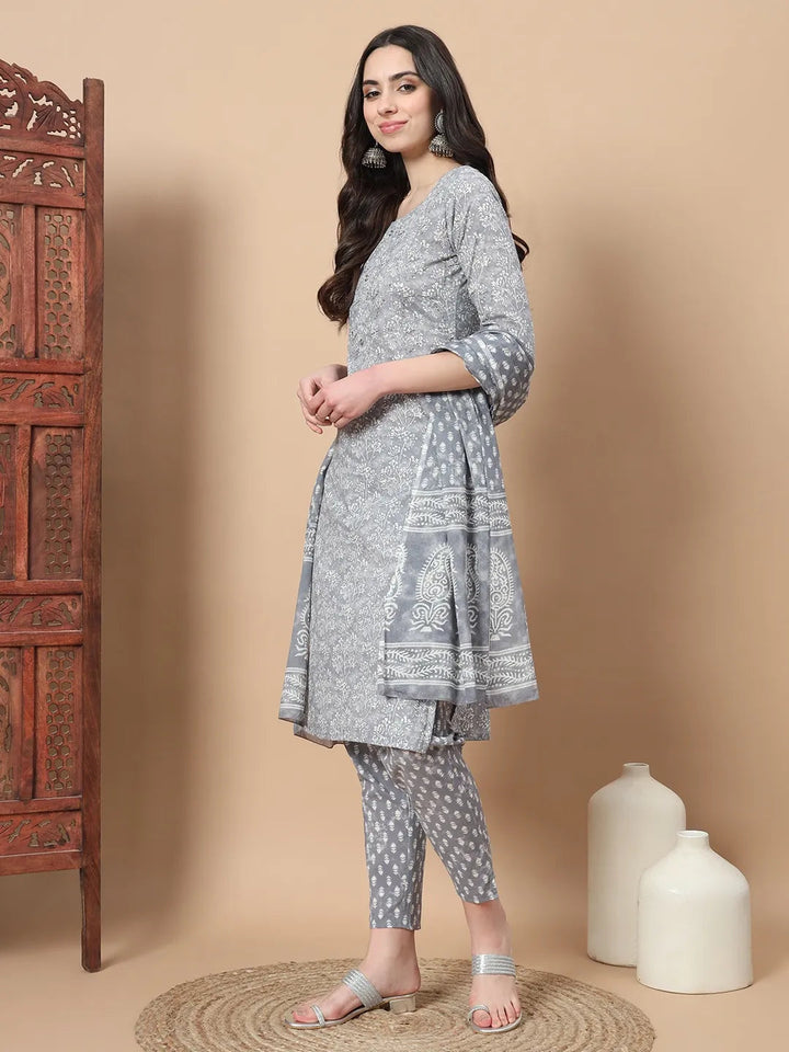 Grey Floral,Thread_Work Straight Kurta Trouser And Dupatta Set-Yufta Store-6814SKDGYS