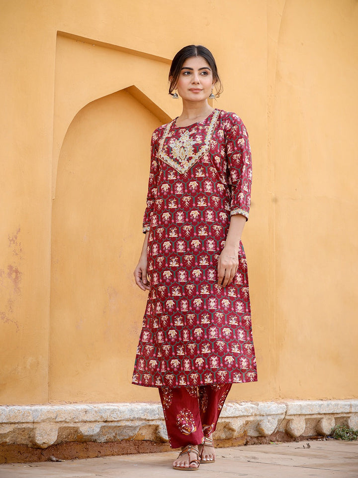 Maroon Ethnic Motifs Printed Kurta Set-Yufta Store-2035SETMRS