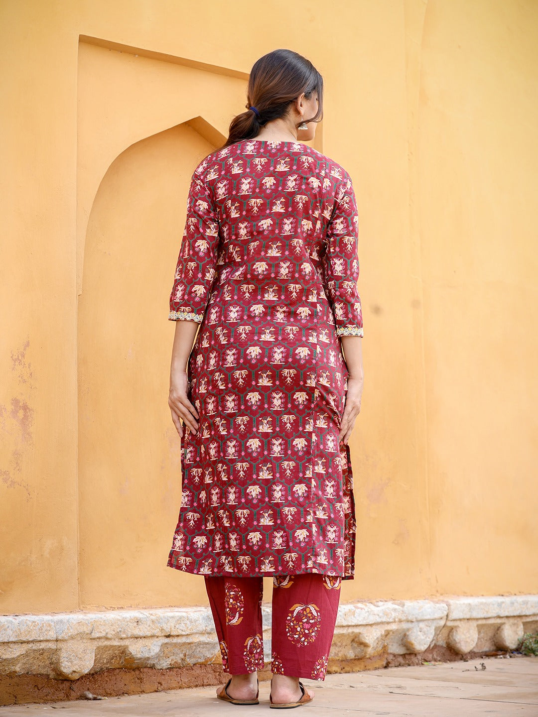 Maroon Ethnic Motifs Printed Kurta Set-Yufta Store-2035SETMRS