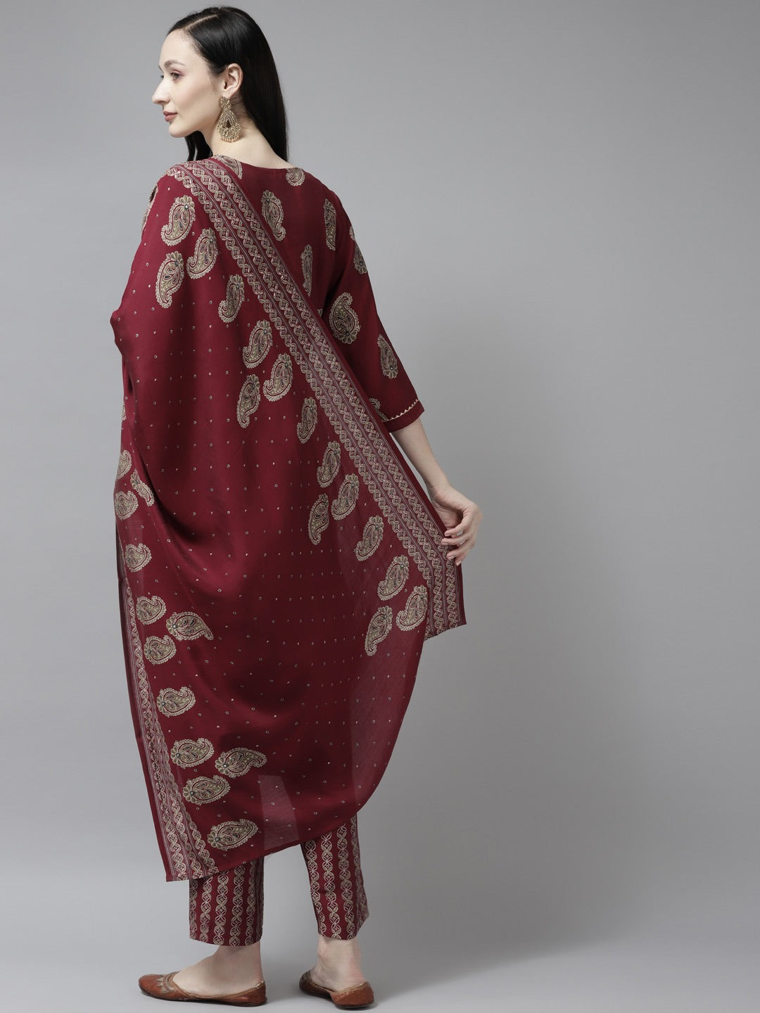 Maroon Thread Work Dupatta Set-Yufta Store-9888SKDMRM