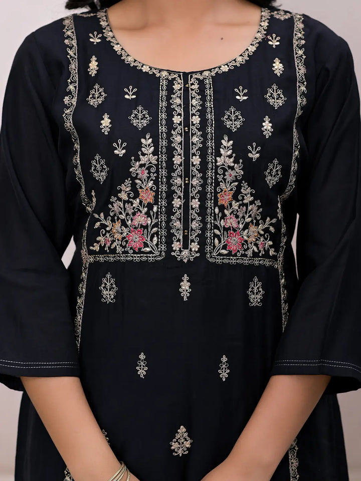 Black Embroidered Silk Blend Straight Kurta Dupatta Set-Yufta Store-7124SKDBKS