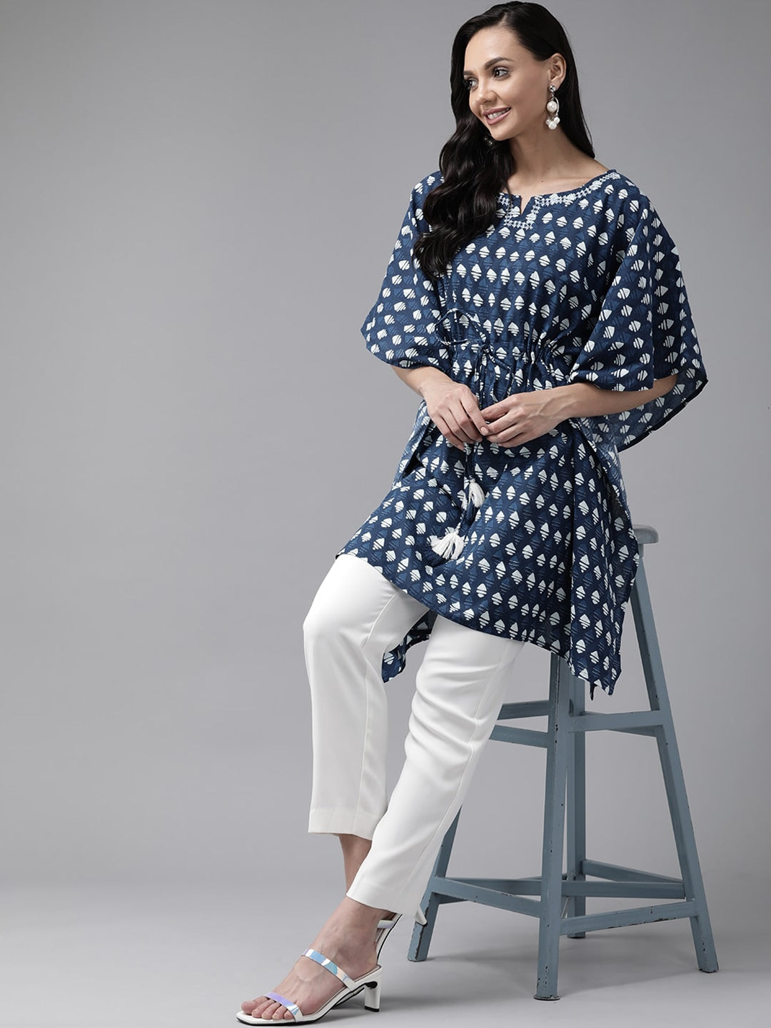 Navy Blue Geometric Printed Kaftan