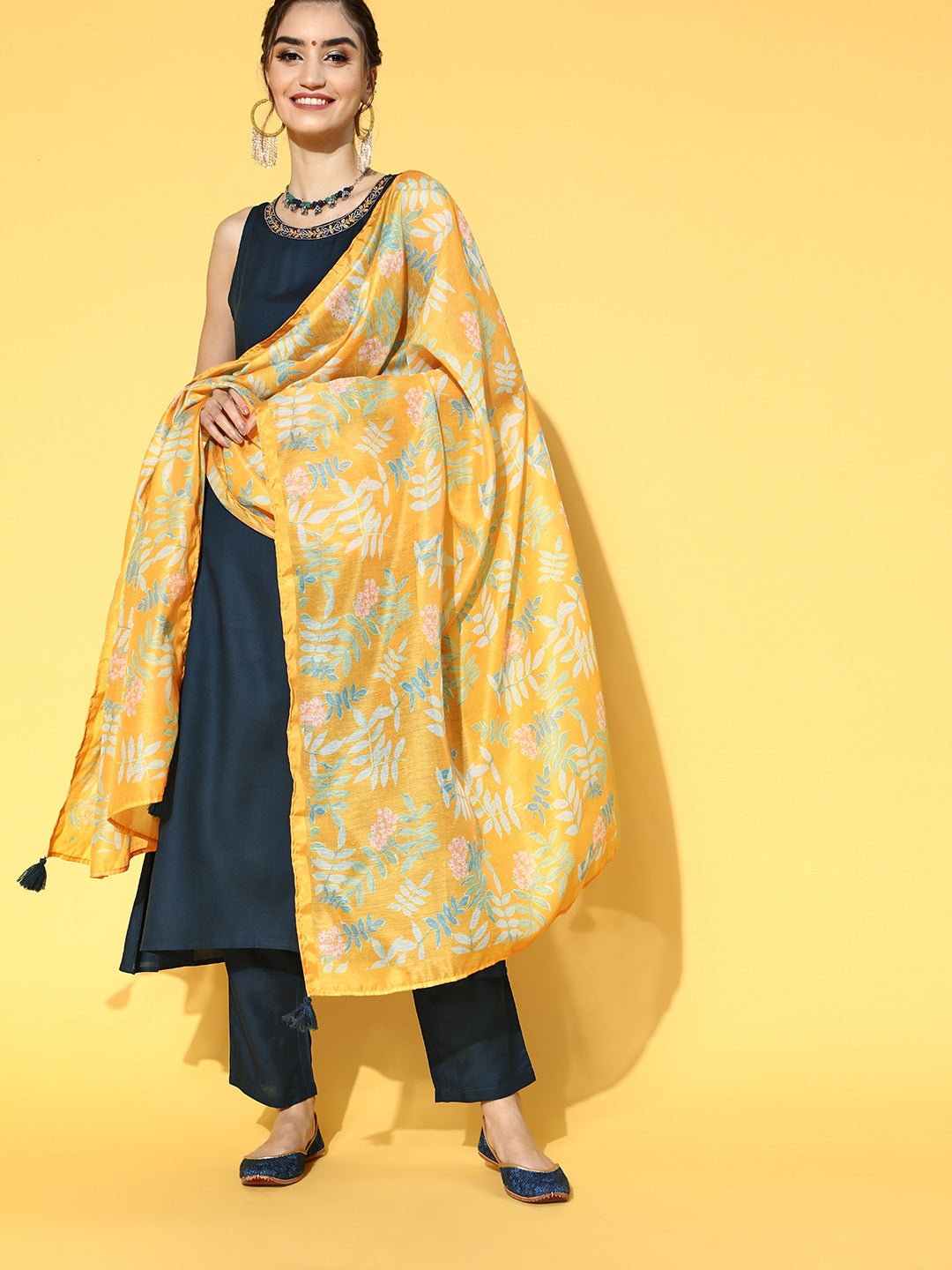 Navy Blue & Mustard Solid Printed Dupatta Set