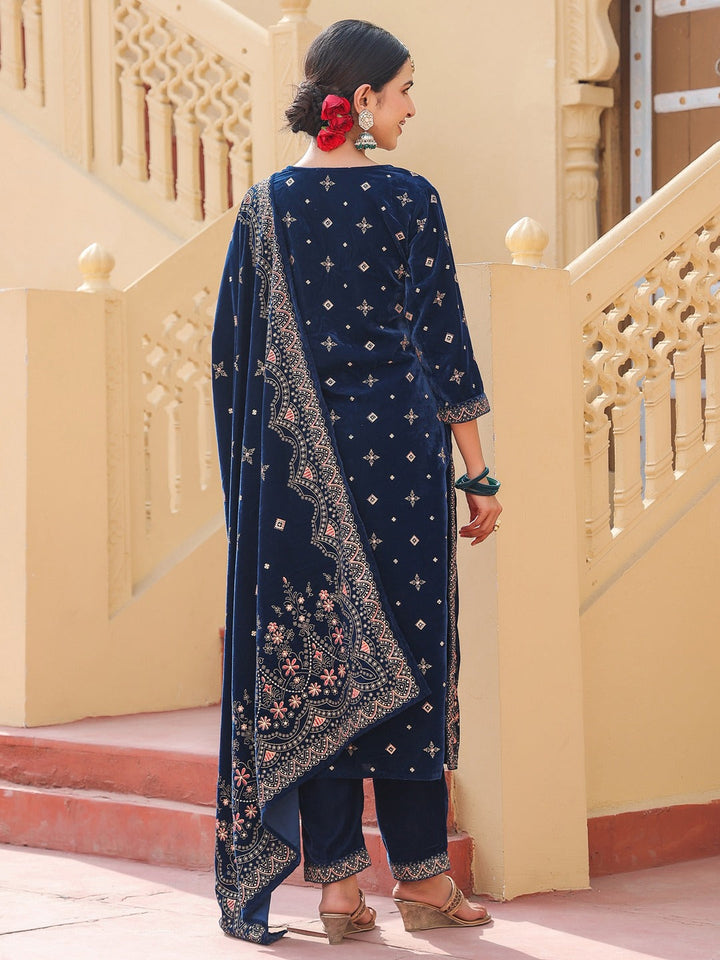 Navy Blue velvet kurta dupatta set