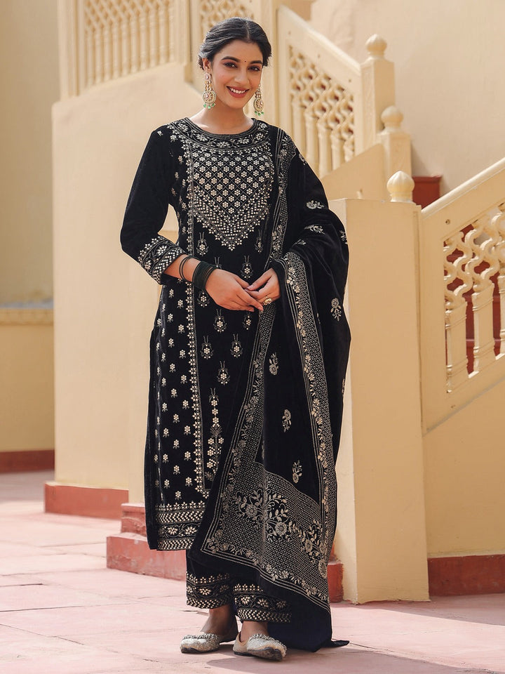 Navy blue velvet kurta dupatta set-Yufta Store-1684SKDNBS