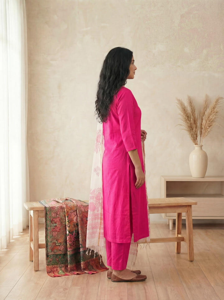 Pink Silk Blend Straight Kurta Pant With Handblock Print Kota Doriya Dupatta Set