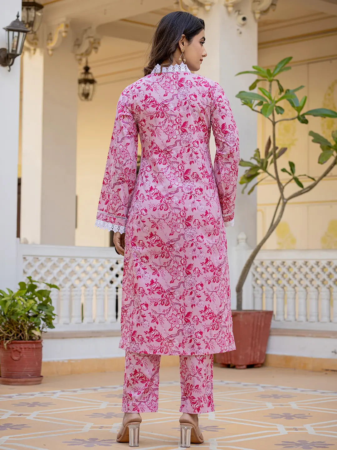 Pink Floral Print Pakistani Style Kurta Trouser And Dupatta Set-Yufta Store-1004SKDPKS