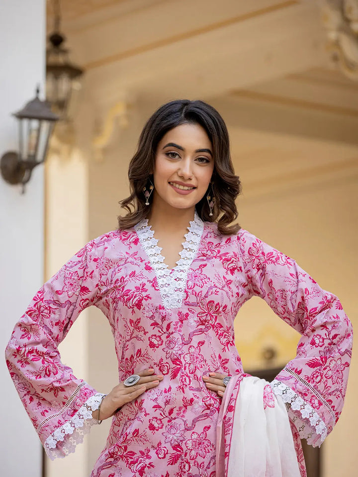 Pink Floral Print Pakistani Style Kurta Trouser And Dupatta Set-Yufta Store-1004SKDPKS