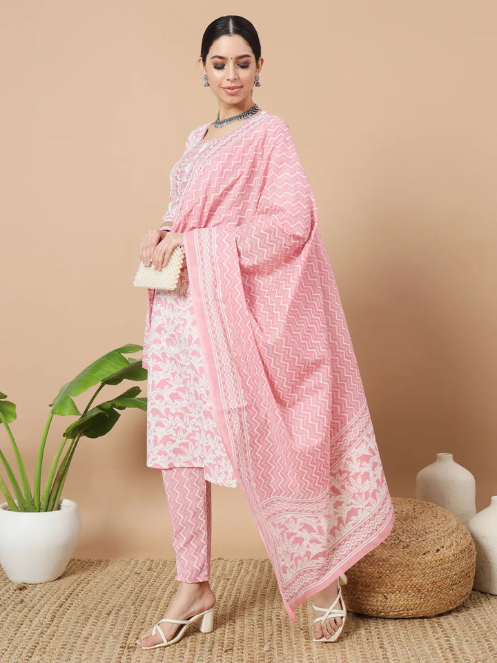 Pink Floral Print Sequins_Work Straight Kurta Trouser And Dupatta Set-Yufta Store-1752SKDPKS