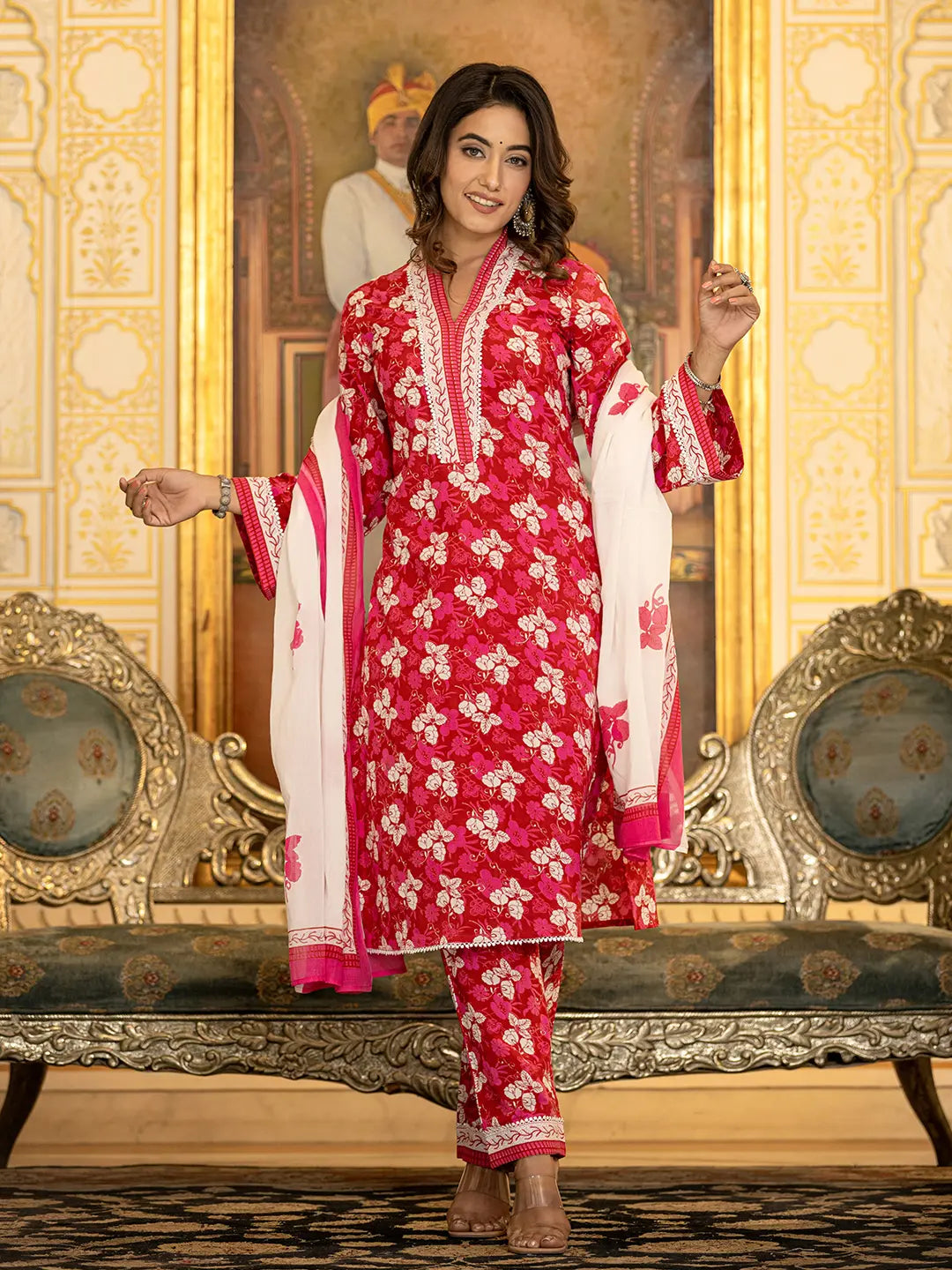 Pink Floral Print Straight Pakistani Style Kurta Trouser And Dupatta Set-Yufta Store-1002SKDPKS