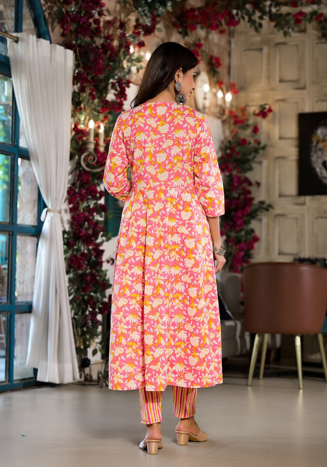 Pink Floral Zari_Work Kurta Trouser With Dupatta Set-Yufta Store-1823SKDPKS