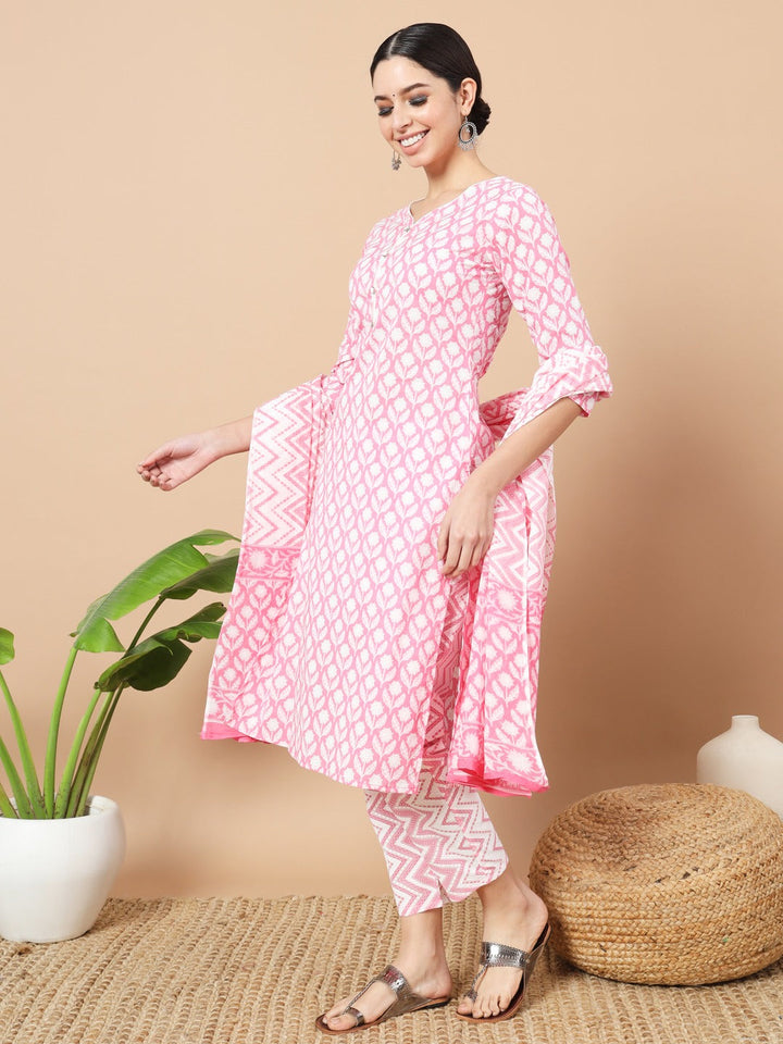 Pink Floral,Piping On Yoke Straight Kurta Trouser And Dupatta Set-Yufta Store-6833SKDPKS