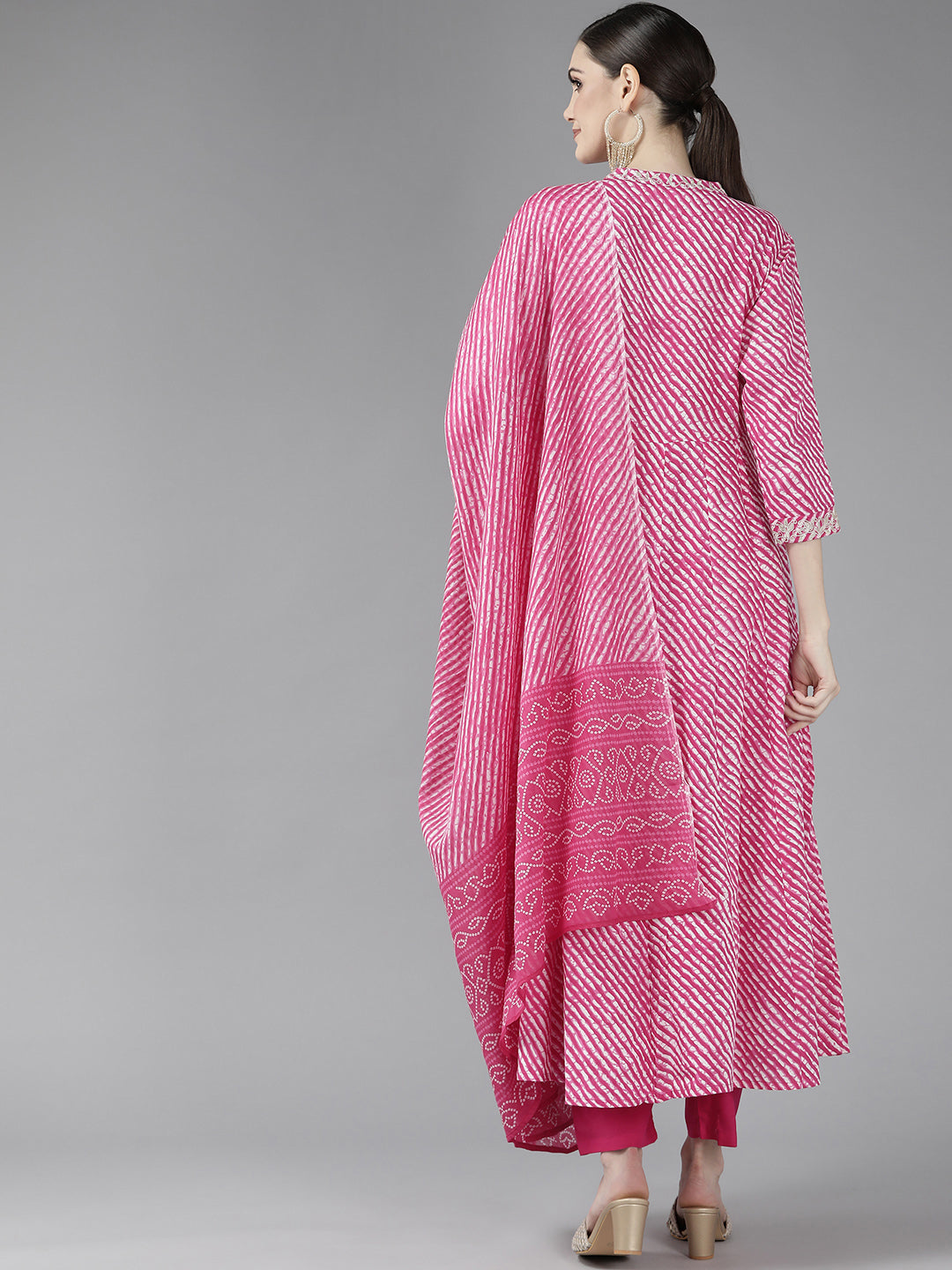 Pink Leheriya Dupatta Set