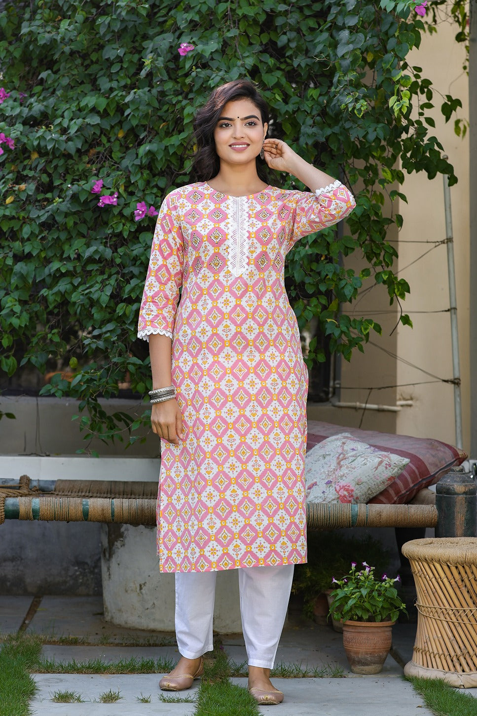 Pink & Offwhite Printed Kurta Set-Yufta Store-9404SETPCS