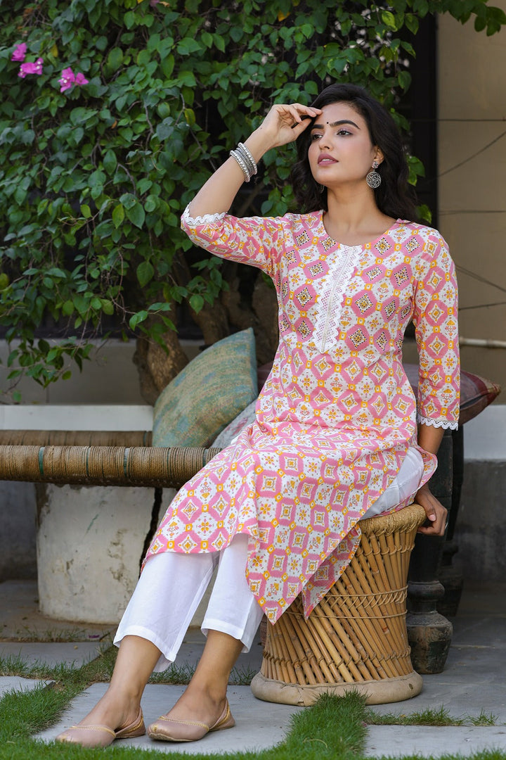 Pink & Offwhite Printed Kurta Set-Yufta Store-9404SETPCS