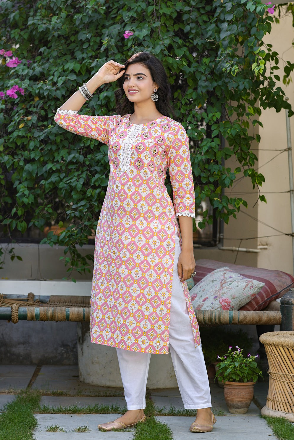 Pink & Offwhite Printed Kurta Set-Yufta Store-9404SETPCS