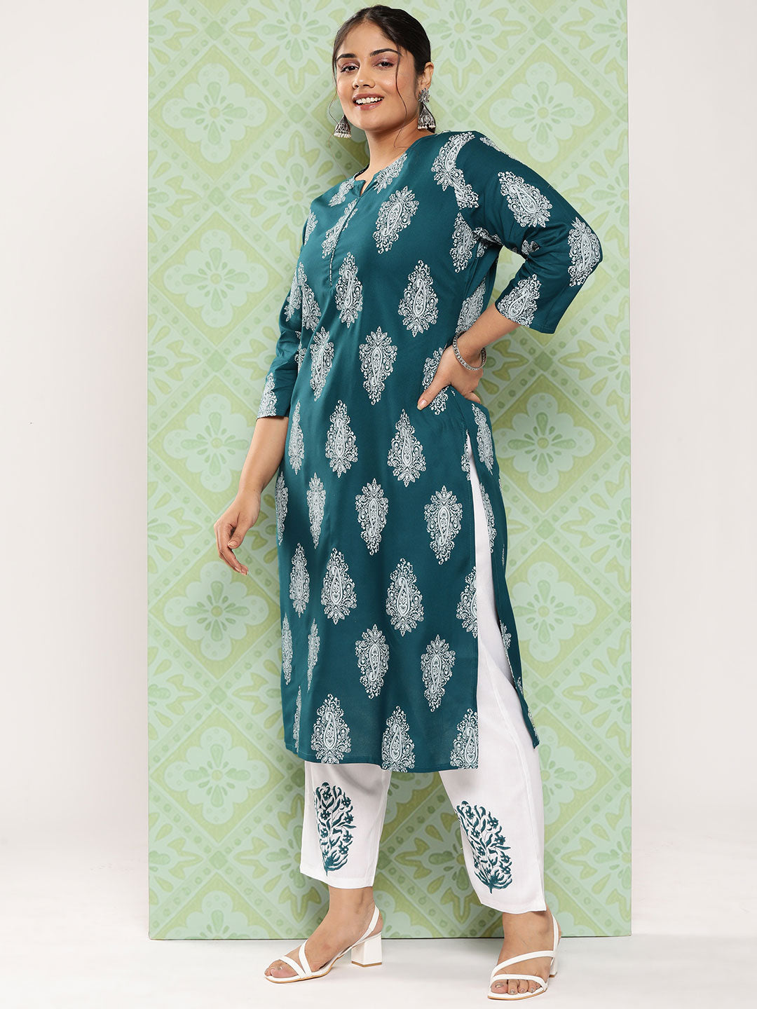 Plus Size Ethnic Motifs Printed Regular Kurta with Palazzos & Dupatta-Yufta Store-7298PSKDTG3XL