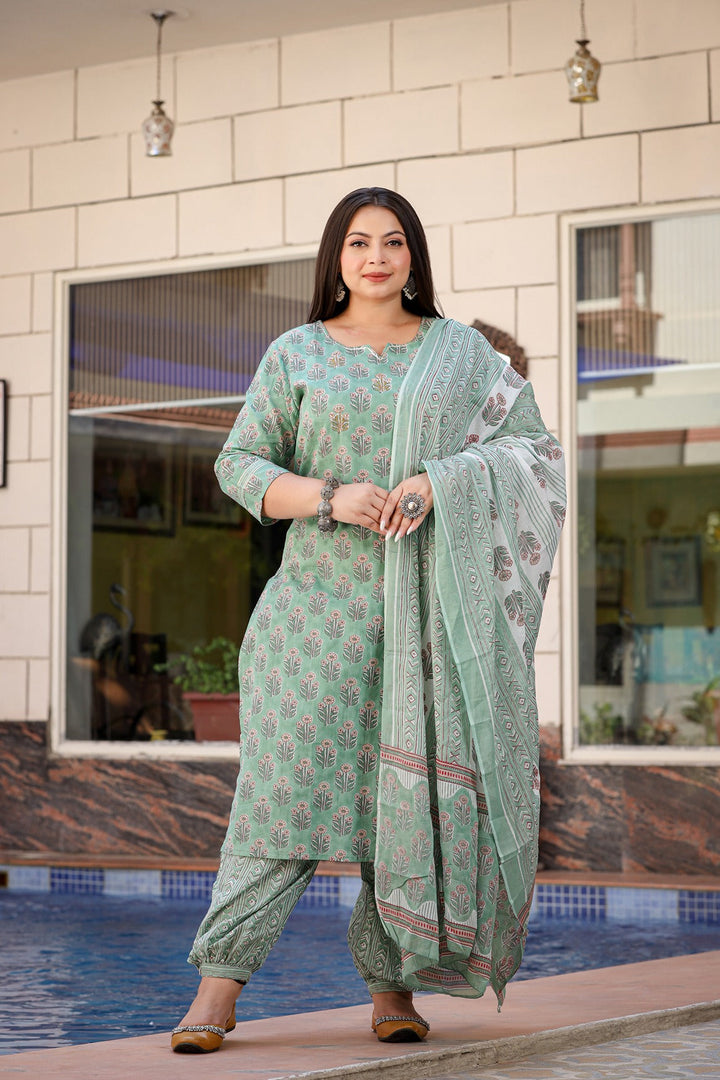 Plus Size Floral Printed Pure Cotton Kurta with Harem Pants & With Dupatta-Yufta Store-1117PSKDSG3XL