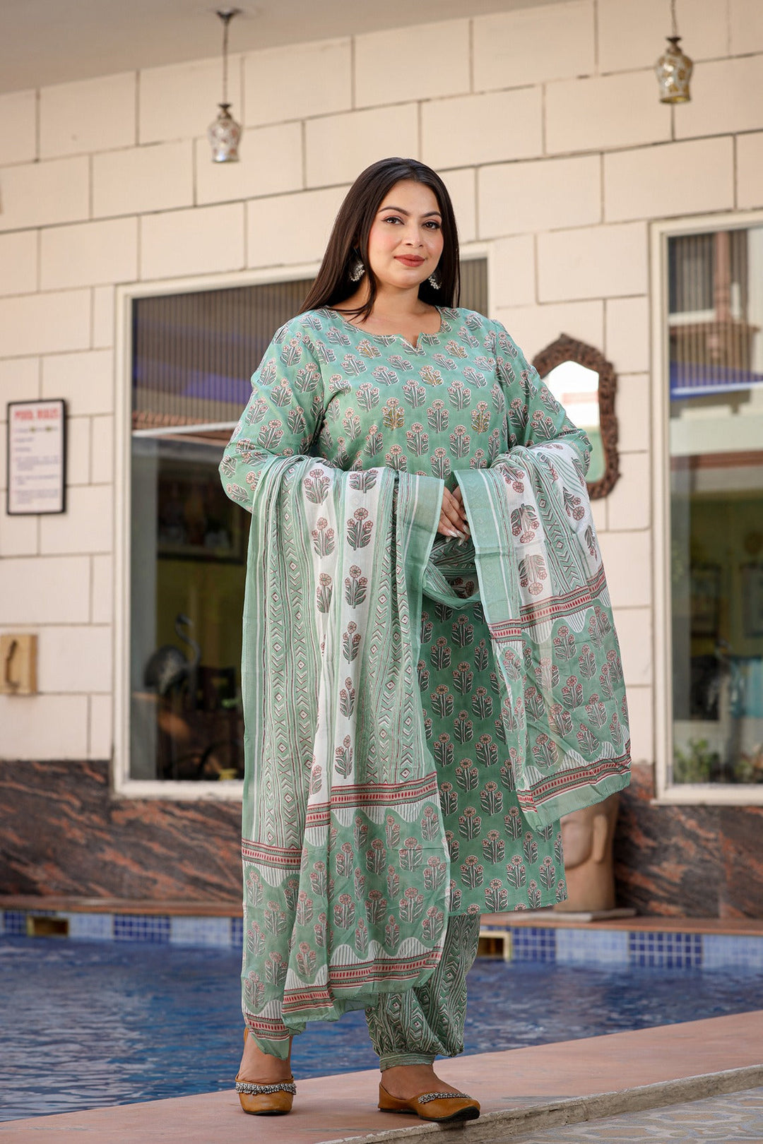 Plus Size Floral Printed Pure Cotton Kurta with Harem Pants & With Dupatta-Yufta Store-1117PSKDSG3XL