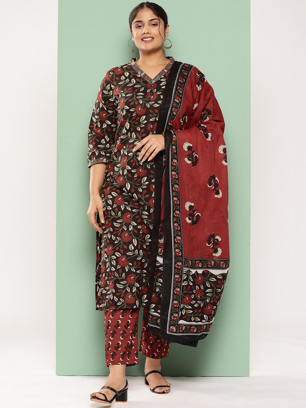 Plus Size Floral Printed Pure Cotton Kurta with Trousers & With Dupatta-Yufta Store-9459PSKDBK3XL