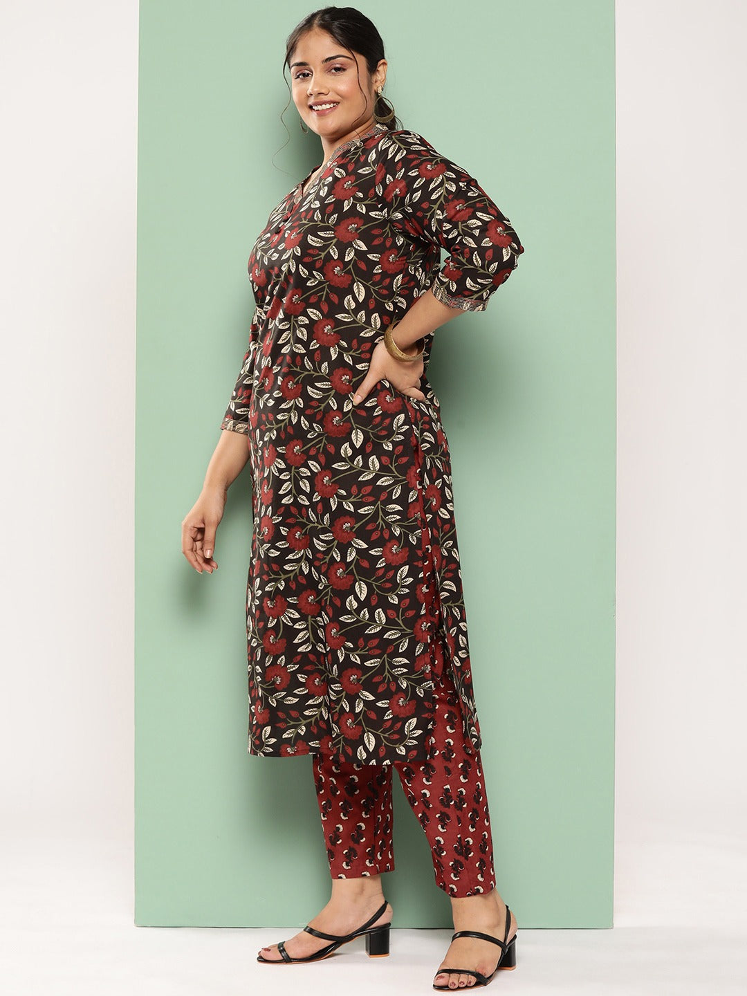 Plus Size Floral Printed Pure Cotton Kurta with Trousers & With Dupatta-Yufta Store-9459PSKDBK3XL