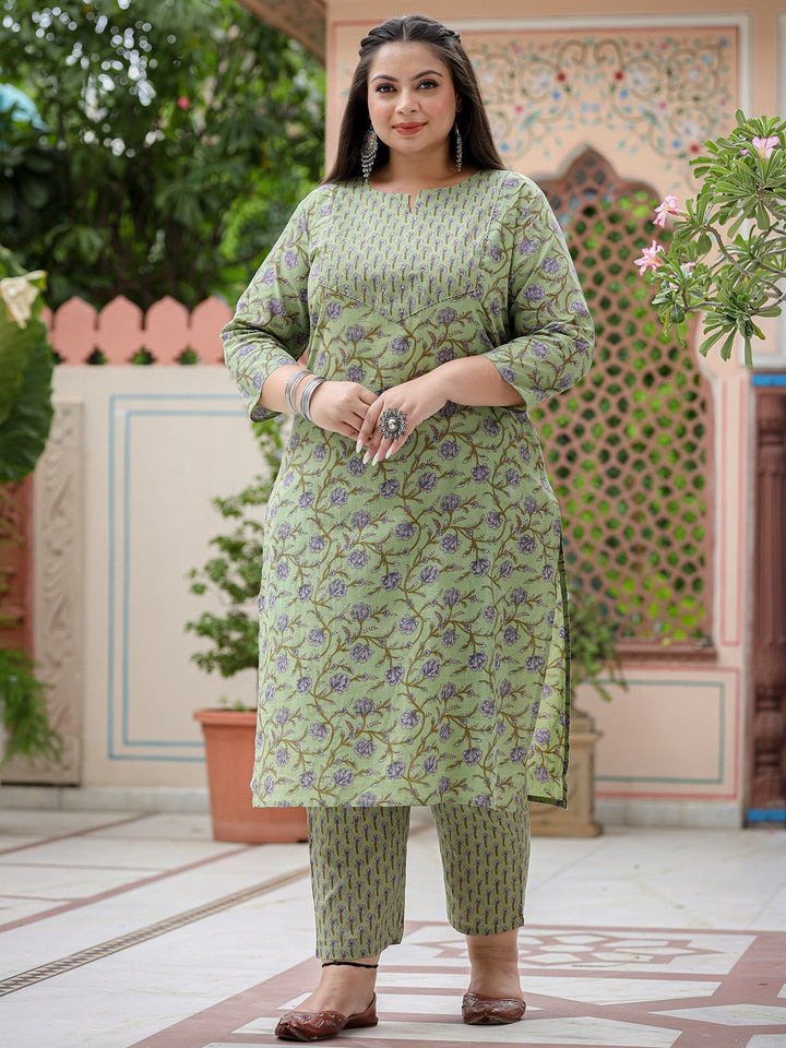 Plus Size Floral Printed Pure Cotton Straight Kurta & Palazzos With Dupatta-Yufta Store-9377PSKDGR3XL