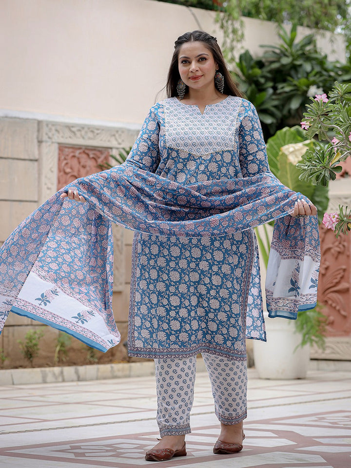 Plus Size Floral Printed Sequinned Pure Cotton Kurta & Trousers With Dupatta