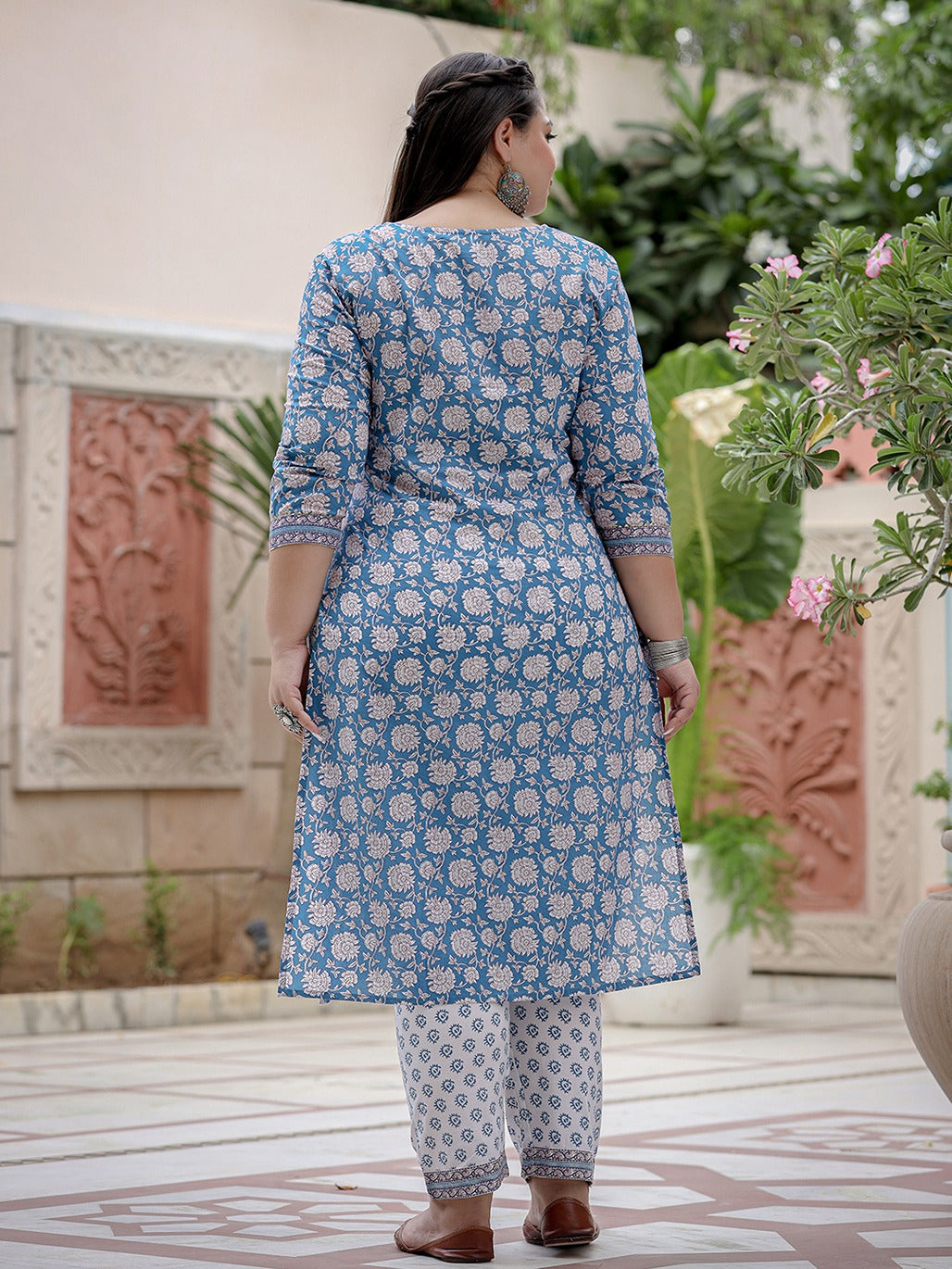 Plus Size Floral Printed Sequinned Pure Cotton Kurta & Trousers With Dupatta-Yufta Store-9421PSKDBL3XL